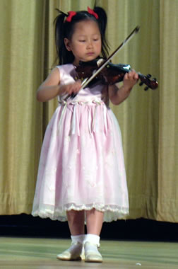 violin student
